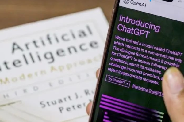 年收入超10亿美金？OpenAI 的“赚钱戏法”